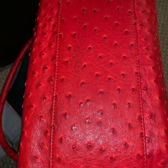 Red Ostrich Purse 👜 - Picture 6 of 6